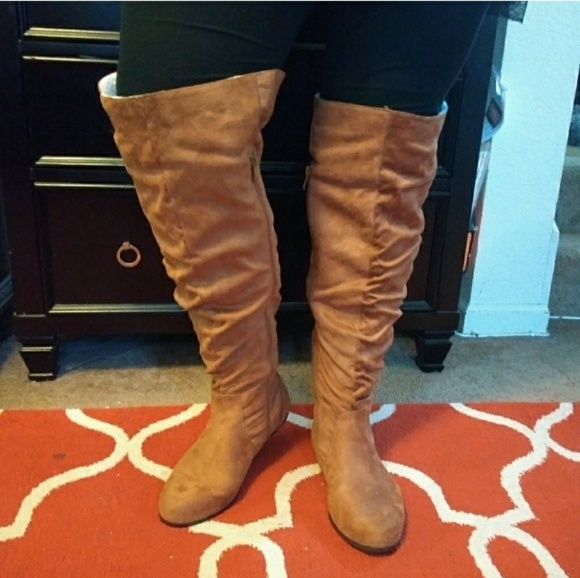 🆕NEW IN BOX Torrid Cognac Over the Knee Boots - Picture 2 of 8